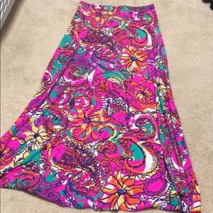 Lilly Pulitzer maxi skirt. Size medium.